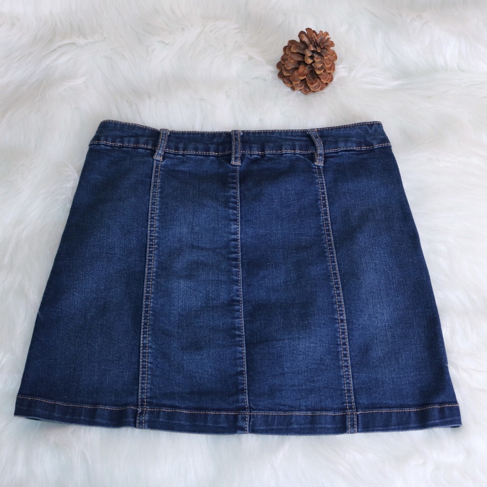 BONGO Dark Wash Button Up Skirt - Picture 5 of 5